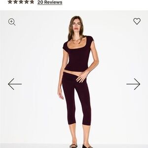 Skims SCOOP NECK T-SHIRT